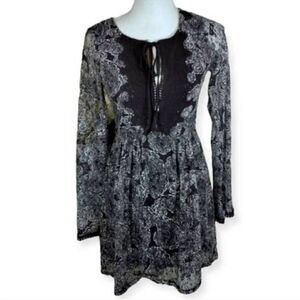 FRANCESCA'S MI AMI BLACK & WHITE BOHO-INSPIRED DRESS SZ.XS EUC.